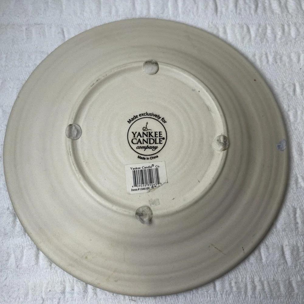 YANKEE CANDLE Shade Topper with Plate Cream with Blue Drip Glaze